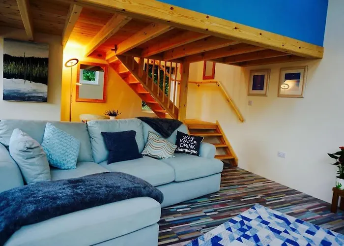 The Hideaway, Castle An Dinas, Cornwall Tr9 6Jb